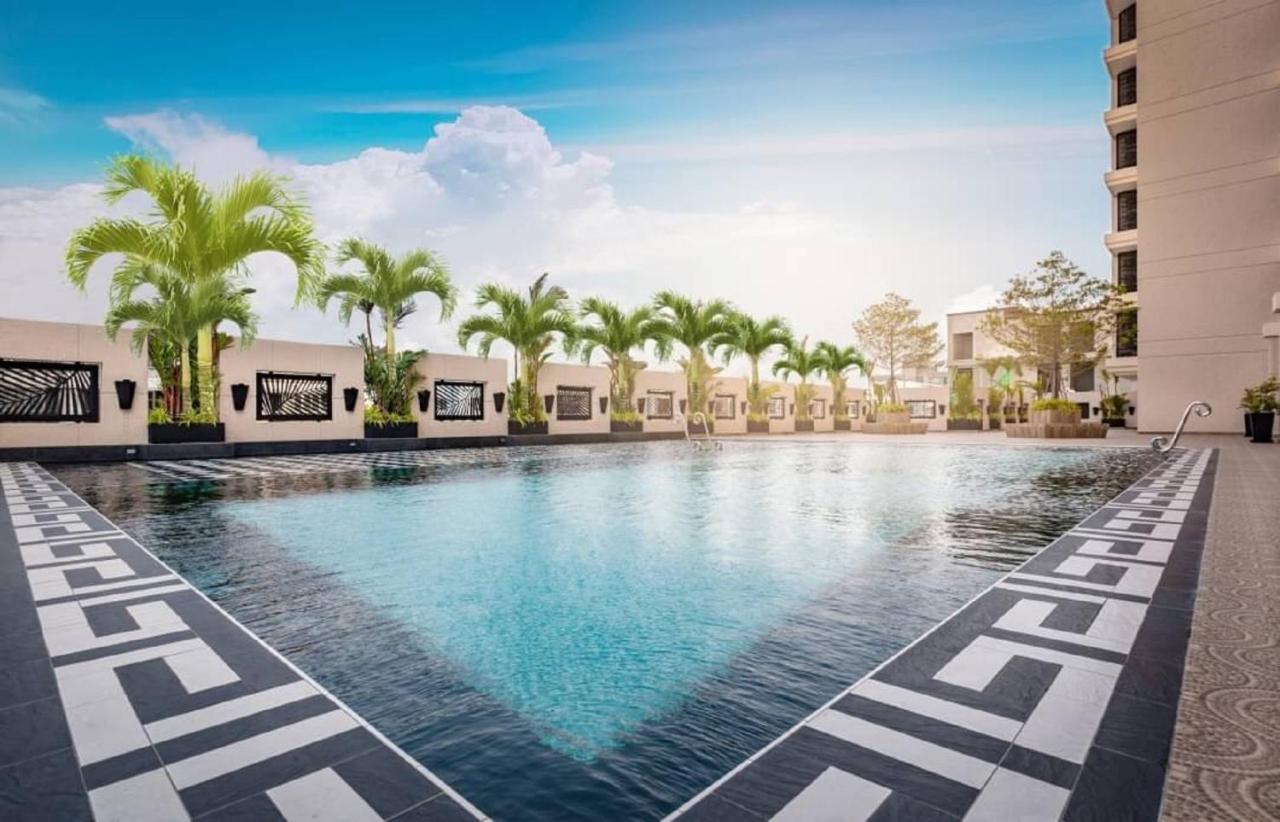 City Garden Tower Condo By Som Pattaya Exterior photo